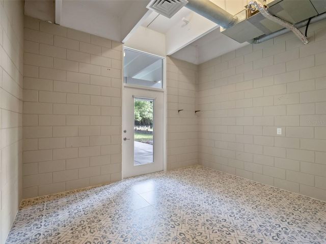 1540 N LAKE MIRROR DRIVE NW, Winter Haven, FL 33881