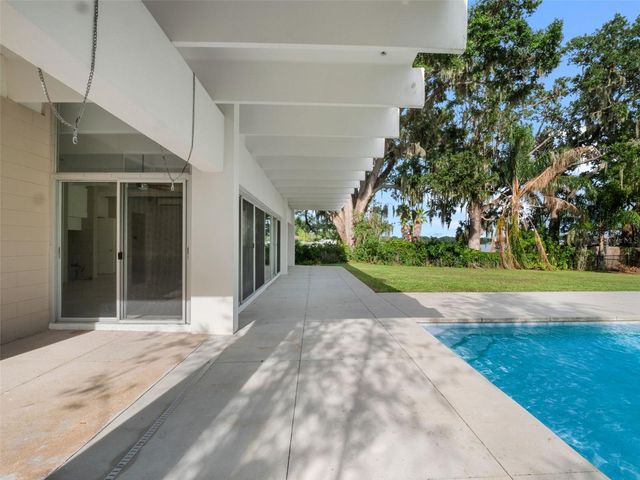 1540 N LAKE MIRROR DRIVE NW, Winter Haven, FL 33881