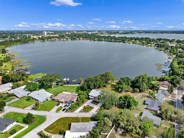 1540 N LAKE MIRROR DRIVE NW, Winter Haven, FL 33881