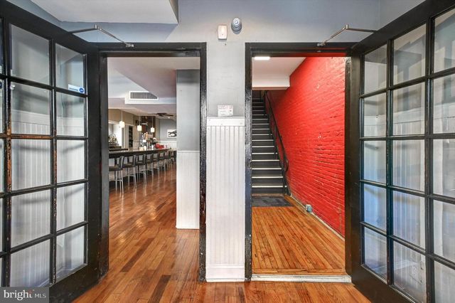 15 E CENTRE ST, Baltimore, MD 21202