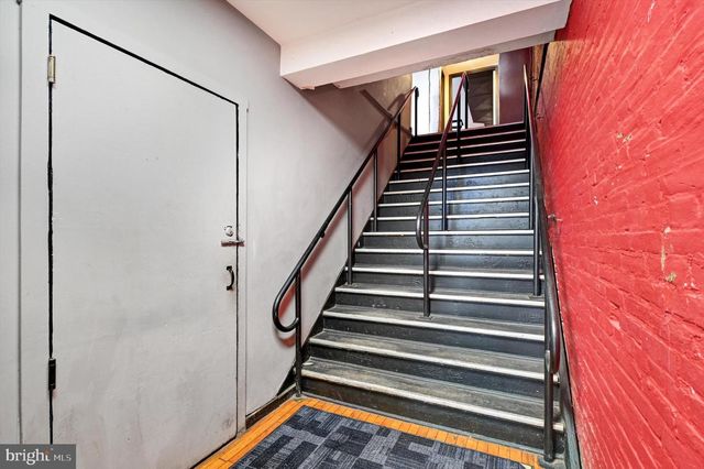 15 E CENTRE ST, Baltimore, MD 21202