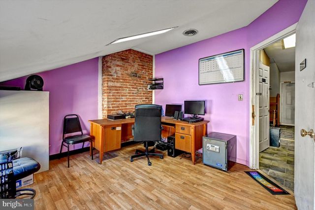 15 E CENTRE ST, Baltimore, MD 21202