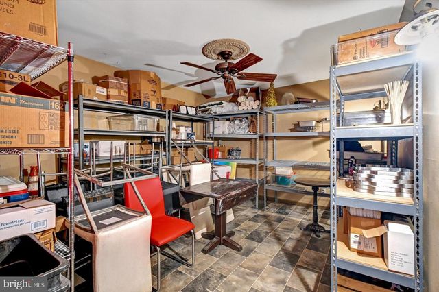 15 E CENTRE ST, Baltimore, MD 21202