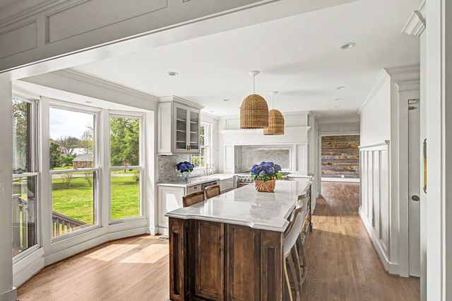 1937 Shamrock Dr, Brentwood, TN 37027
