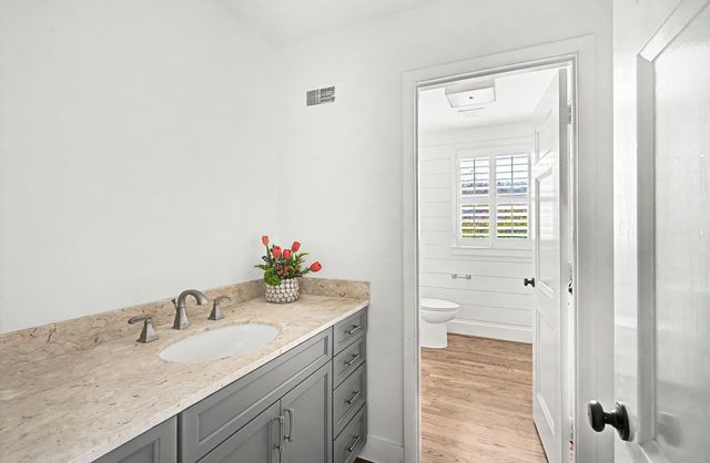 1937 Shamrock Dr, Brentwood, TN 37027