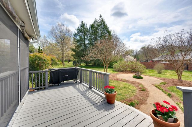 1937 Shamrock Dr, Brentwood, TN 37027