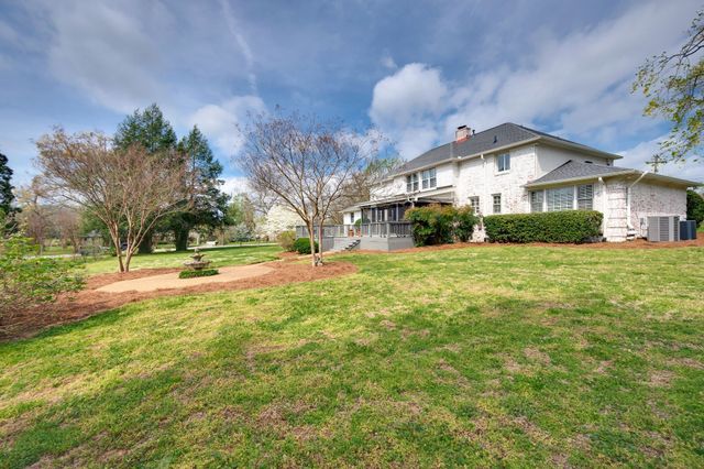 1937 Shamrock Dr, Brentwood, TN 37027