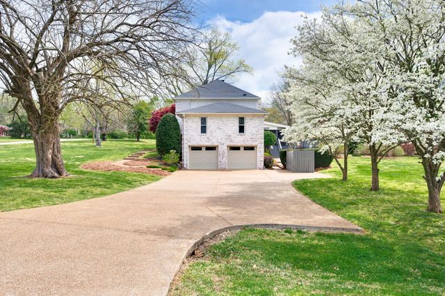 1937 Shamrock Dr, Brentwood, TN 37027