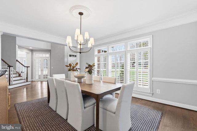 11317 WALNUT CREEK CT, Oakton, VA 22124