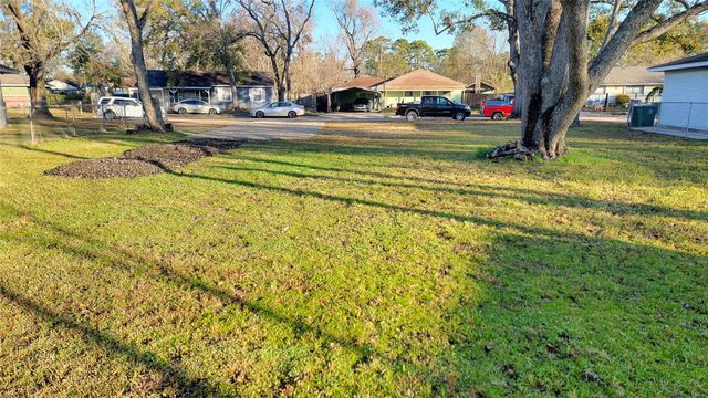 7018 Willowtex Drive, Houston, TX 77396