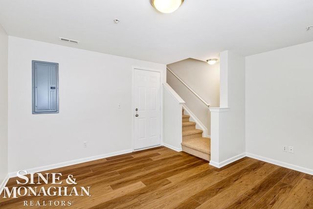 3251 Camden Drive, Troy, MI 48084