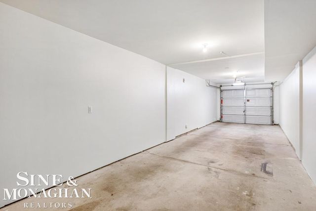3251 Camden Drive, Troy, MI 48084