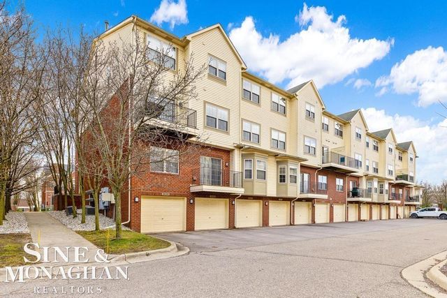 3251 Camden Drive, Troy, MI 48084