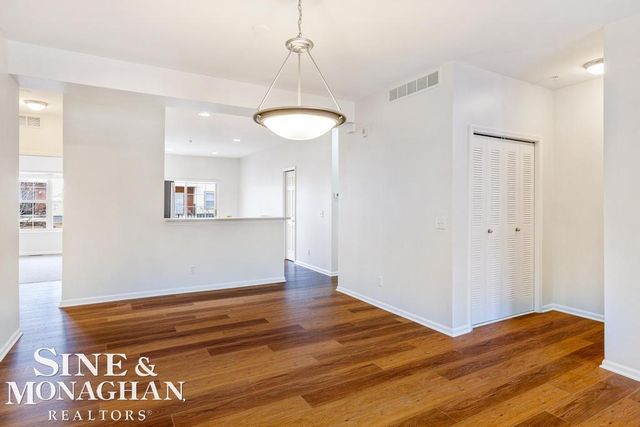 3251 Camden Drive, Troy, MI 48084