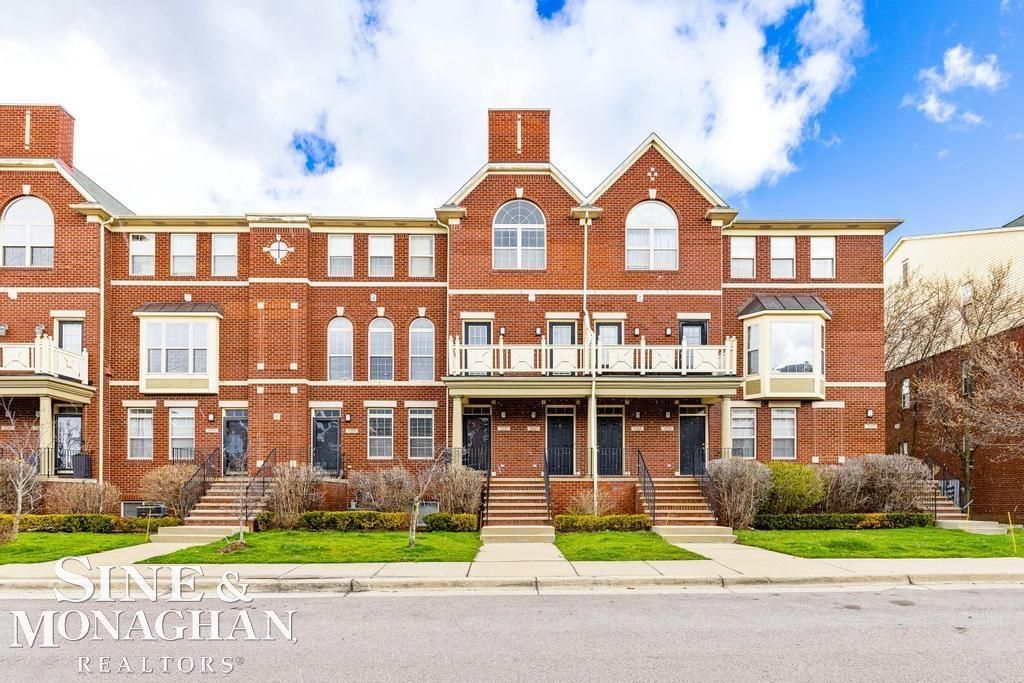 3251 Camden Drive, Troy, MI 48084