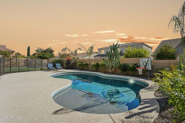 10723 E Deawalter Avenue, Mesa, AZ 85212