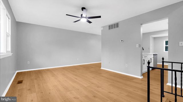 8009 NOLCREST RD, Glen Burnie, MD 21061