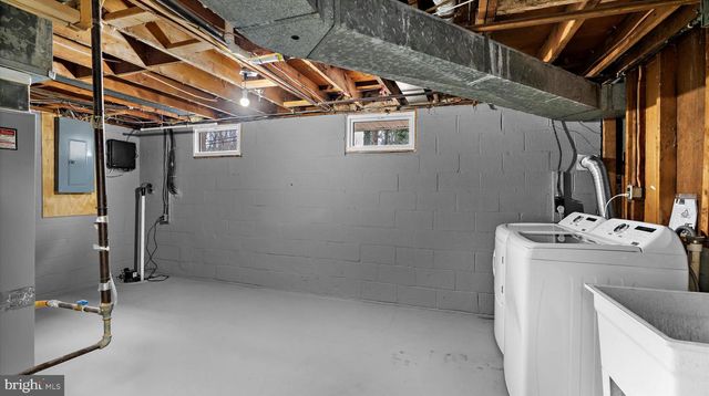 8009 NOLCREST RD, Glen Burnie, MD 21061