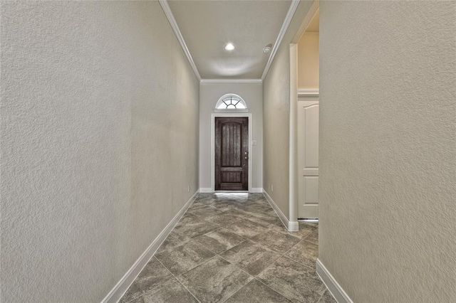 11927 Champions Forest Drive, Mont Belvieu, TX 77535