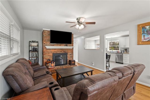 2110 Whitney Road, Winston-salem, NC 27106