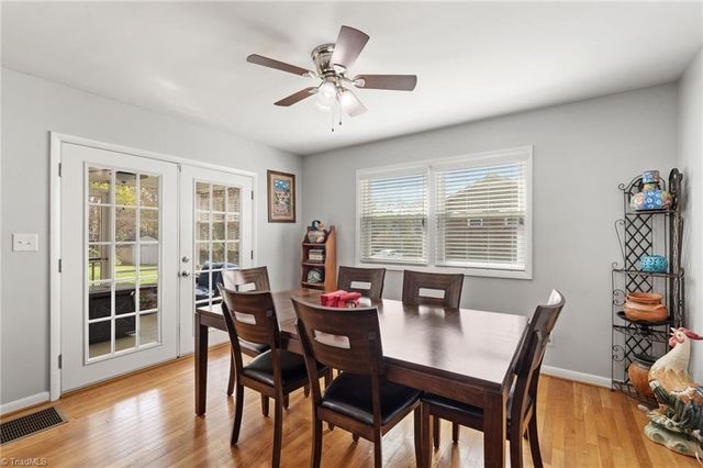 2110 Whitney Road, Winston-salem, NC 27106