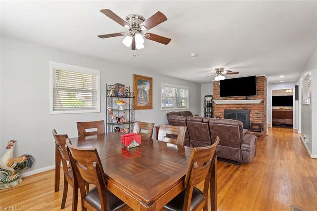 2110 Whitney Road, Winston-salem, NC 27106