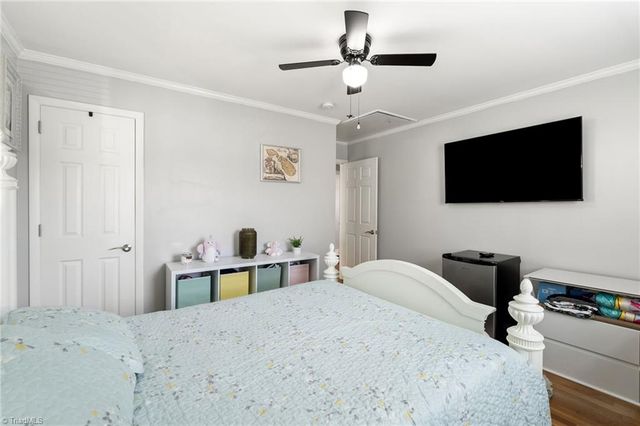 2110 Whitney Road, Winston-salem, NC 27106