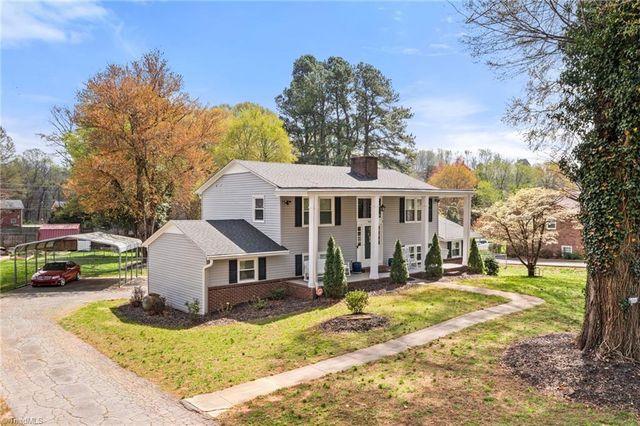 2110 Whitney Road, Winston-salem, NC 27106