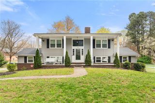 2110 Whitney Road, Winston-salem, NC 27106