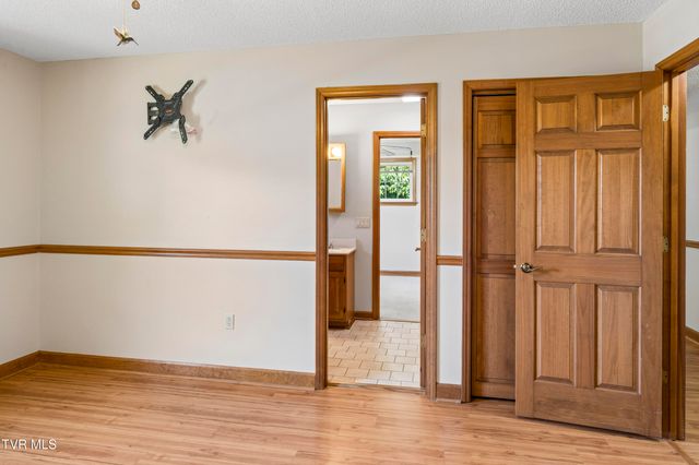 408 Taryn Court, Bristol, VA 24201