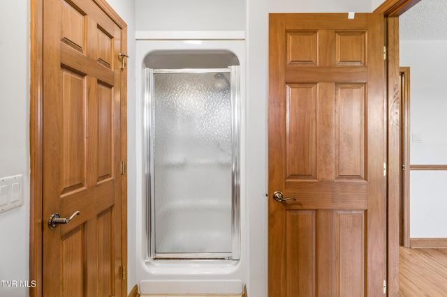 408 Taryn Court, Bristol, VA 24201