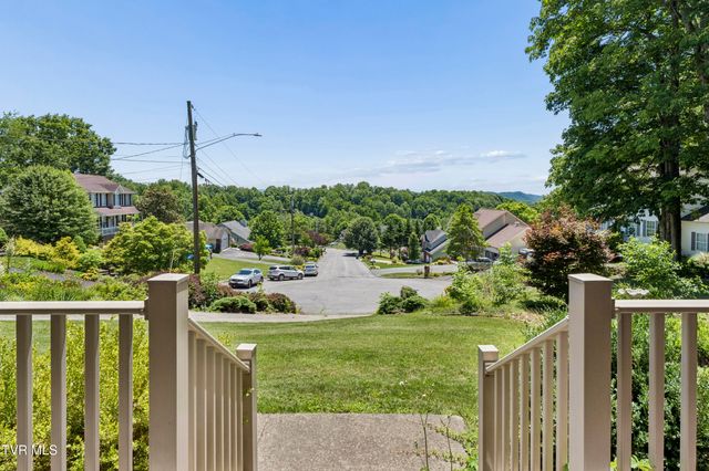 408 Taryn Court, Bristol, VA 24201
