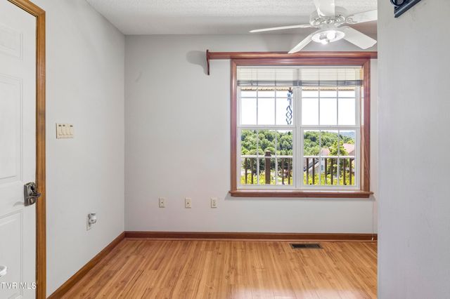 408 Taryn Court, Bristol, VA 24201