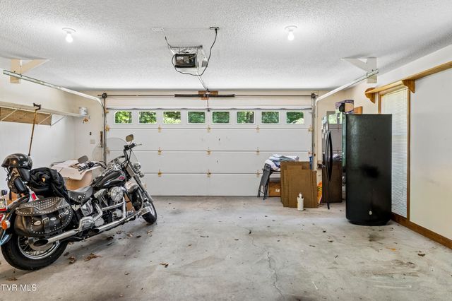 408 Taryn Court, Bristol, VA 24201
