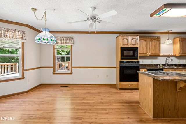 408 Taryn Court, Bristol, VA 24201
