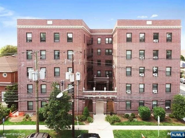 855 Broad Avenue 54, Ridgefield, NJ 07657