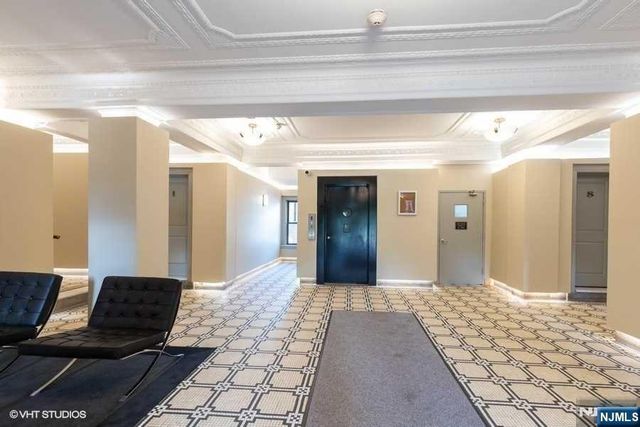 855 Broad Avenue 54, Ridgefield, NJ 07657