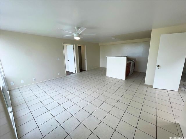 47-218 Kamehameha Highway, Kaneohe, HI 96744