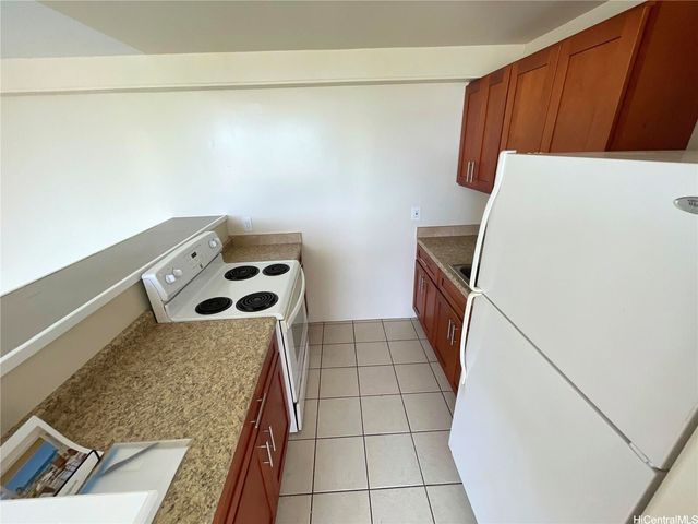 47-218 Kamehameha Highway, Kaneohe, HI 96744