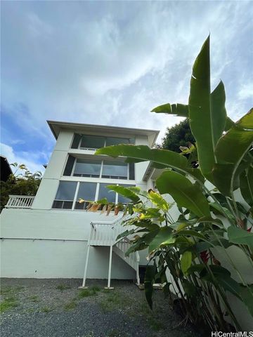 47-218 Kamehameha Highway, Kaneohe, HI 96744