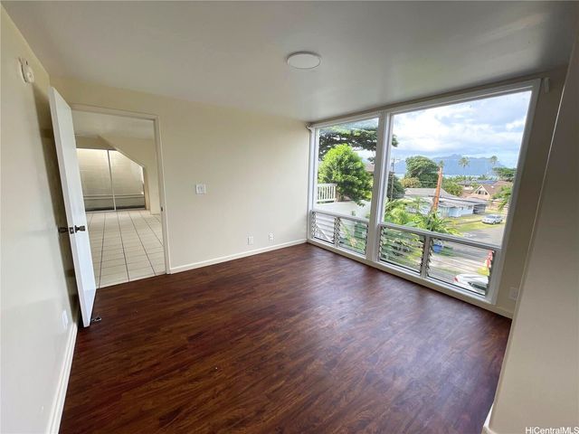 47-218 Kamehameha Highway, Kaneohe, HI 96744