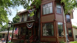 509 Singer Avenue, Lemont, IL 60439