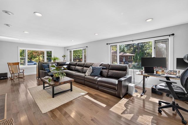 31 Hiawatha Circle, Madison, WI 53711