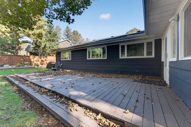 31 Hiawatha Circle, Madison, WI 53711