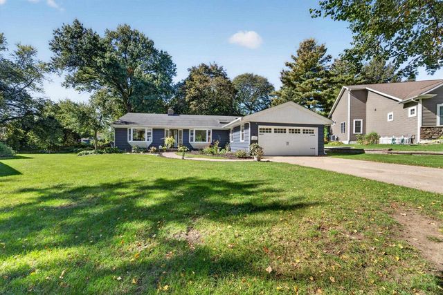 31 Hiawatha Circle, Madison, WI 53711
