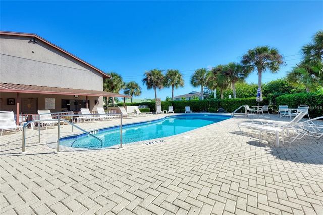 927 CAPRI ISLES BOULEVARD 7, Venice, FL 34292