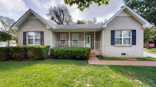 215 Derek Ct, Portland, TN 37148