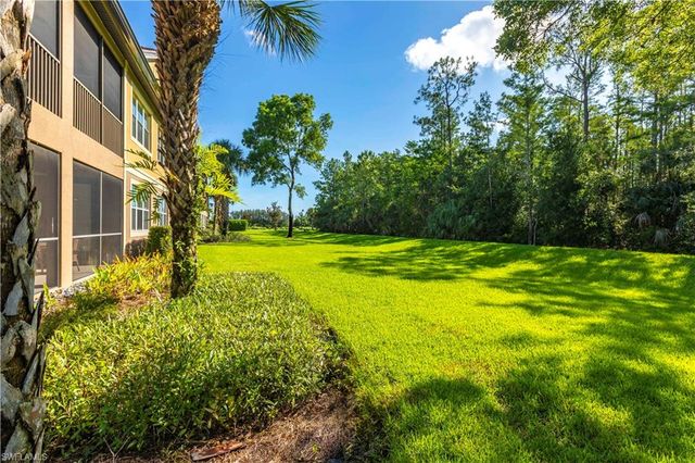 9508 Ironstone Ter Apt 102, Naples, FL 34120