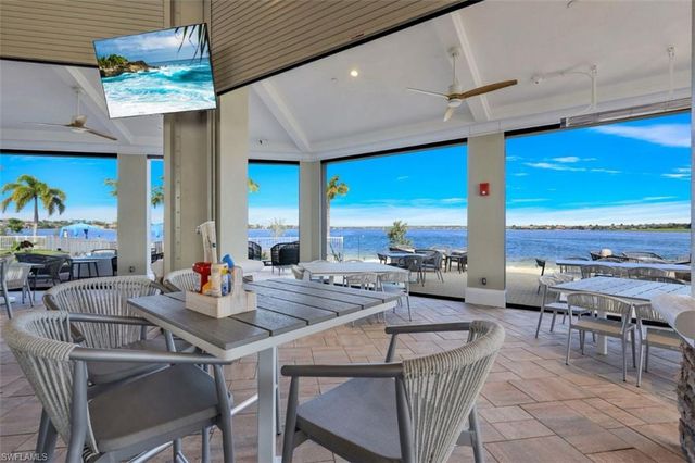 9508 Ironstone Ter Apt 102, Naples, FL 34120