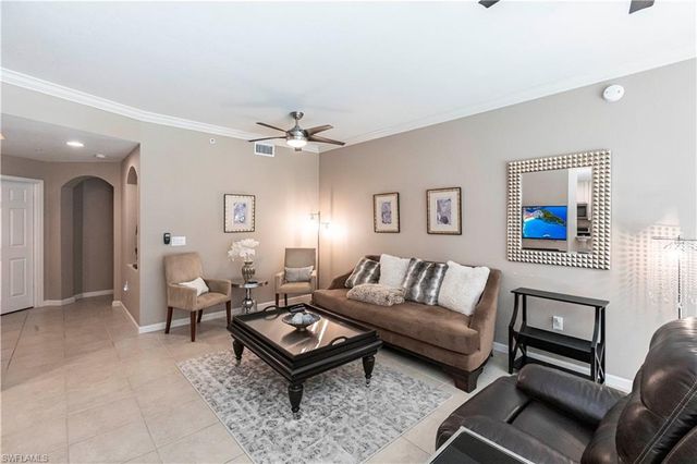 9508 Ironstone Ter Apt 102, Naples, FL 34120